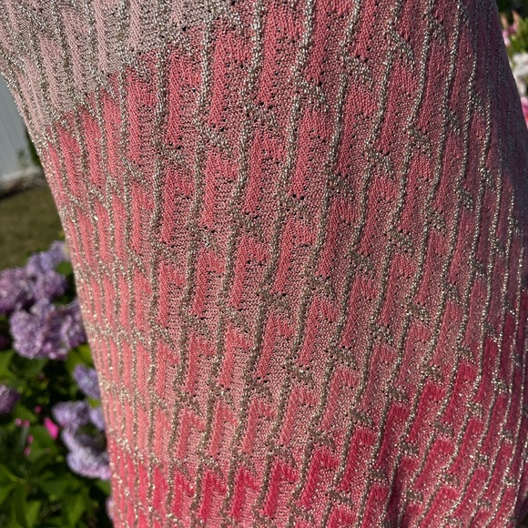 White House Black Market Geometric Coral Fade & Gold Metallic Tank Top Size XS - Picture 9 of 11